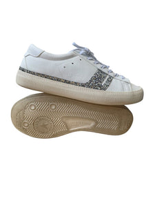 Golden Goose Yatay Model 1B